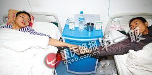 获救矿工说,是集体的智慧让我们死里逃生。 获救矿工说,是集体的智慧让我们死里逃生。